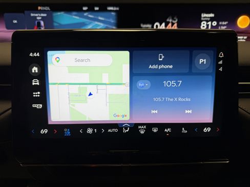 Used 2025 Lincoln Nautilus Premier w/ Equipment Group 102A AWD/4WD image 7