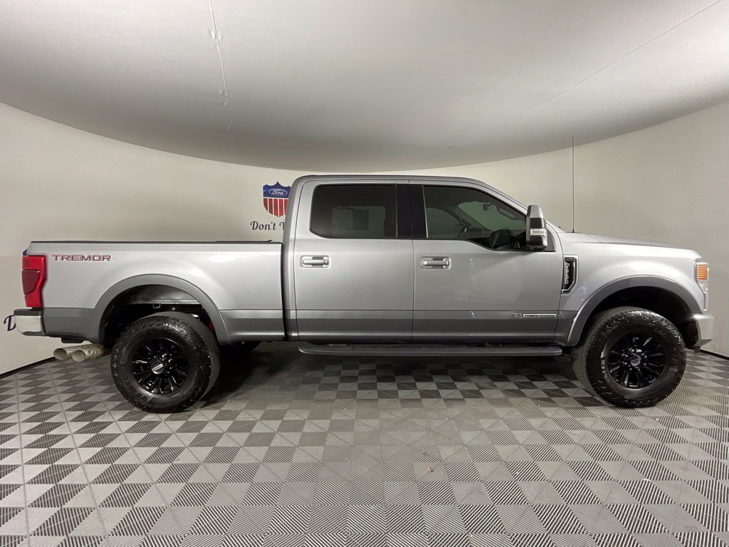Used 2021 Ford F250 Lariat w/ Tremor Off-Road Package AWD/4WD image 2