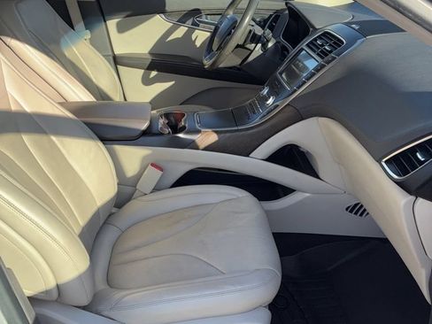 Used 2019 Lincoln Nautilus Reserve FWD image 15