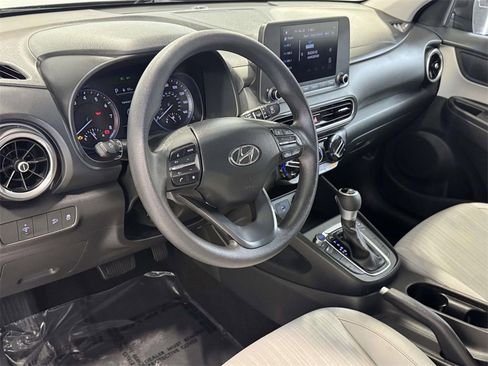 Used 2023 Hyundai Kona SEL image 15
