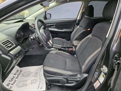 Used 2017 Subaru Crosstrek 2.0i Premium image 7