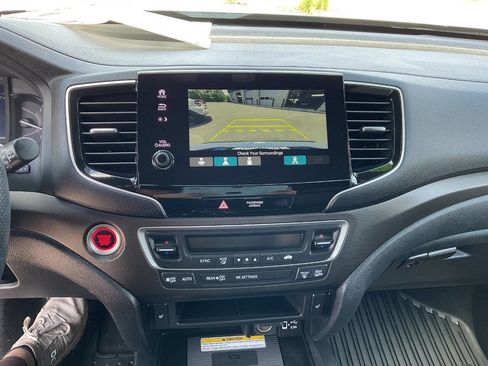 Used 2022 Honda Passport TrailSport image 22
