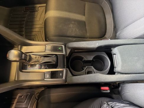 Used 2019 Honda Civic Sport image 17