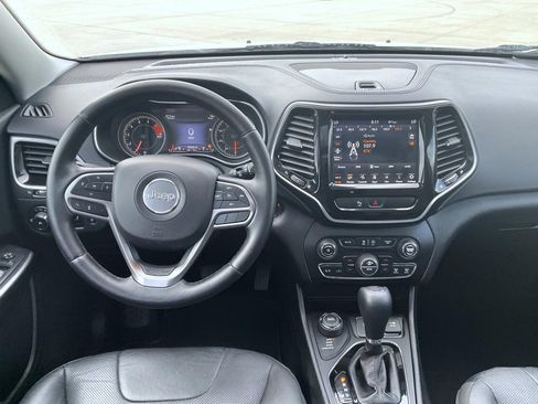 Used 2020 Jeep Cherokee Limited AWD/4WD image 13