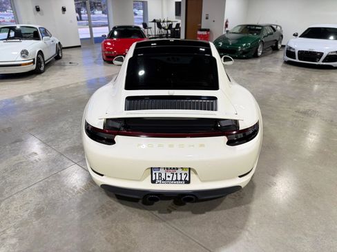 Used 2019 Porsche 911 Carrera 4 GTS image 13