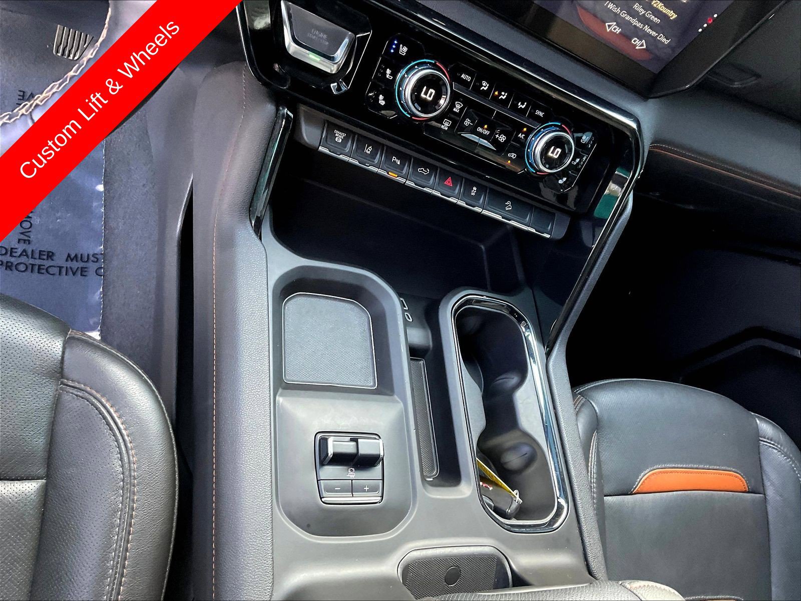 Used 2025 GMC Sierra 2500 AT4 AWD/4WD image 21