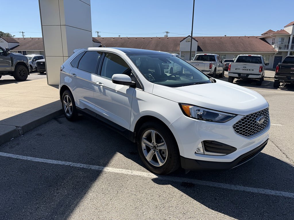 Used 2024 Ford Edge SEL w/ Convenience Package AWD/4WD image 7