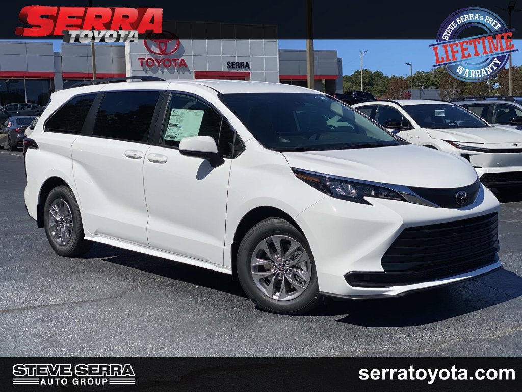 New 2026 Toyota Sienna LE FWD image 1