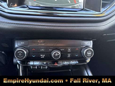 Used 2021 Dodge Durango SXT image 24