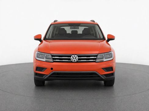 Used 2019 Volkswagen Tiguan S w/ Driver Assistance Package FWD image 5