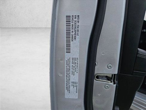 Used 2023 Dodge Charger Scat Pack w/ Plus Group image 18