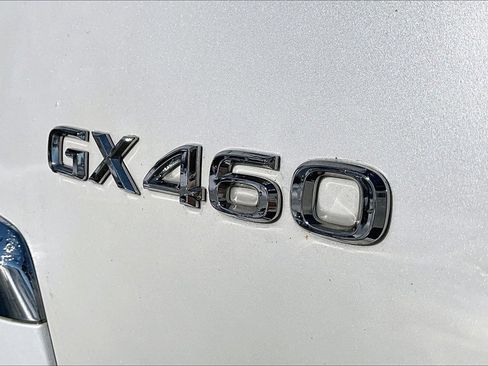 Used 2017 Lexus GX 460 Premium image 7