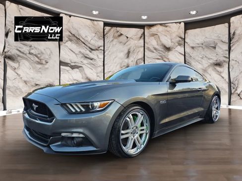 Used 2017 Ford Mustang GT Premium w/ Equipment Group 401A image 3