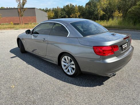 Used 2012 BMW 328i Convertible image 11