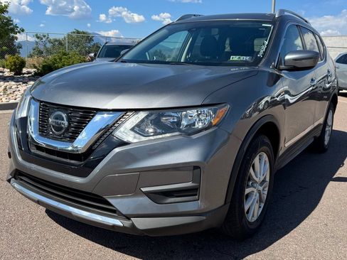 Used 2019 Nissan Rogue SV AWD/4WD image 3