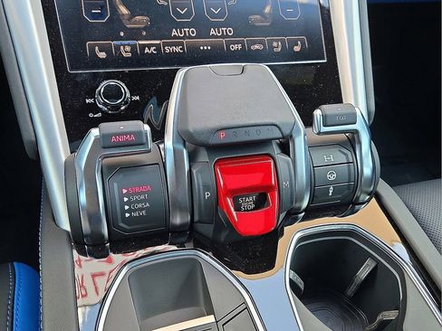 Used 2023 Lamborghini Urus S image 30