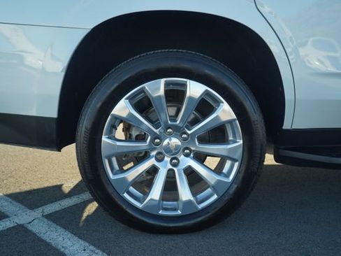 Used 2021 Chevrolet Tahoe Premier w/ Premium Package image 46