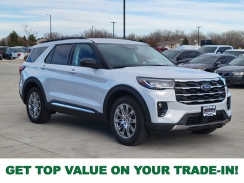 New 2025 Ford Explorer Active w/ Active Comfort Package image 1