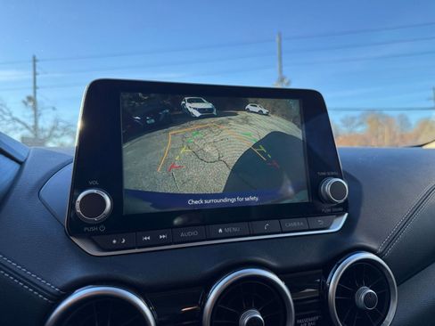 Used 2024 Nissan Sentra SV image 17