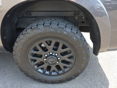 Used 2025 RAM 2500 Limited AWD/4WD image 6