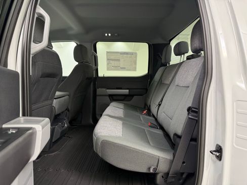 New 2026 Ford F250 XLT w/ FX4 Off-Road Package AWD/4WD image 20