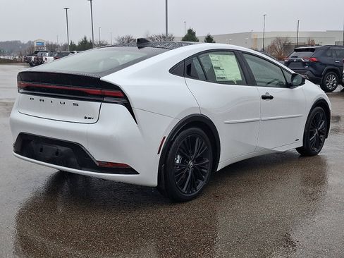 New 2026 Toyota Prius AWD image 6