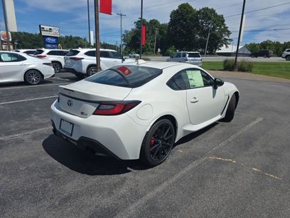 New 2025 Toyota GR86 Base