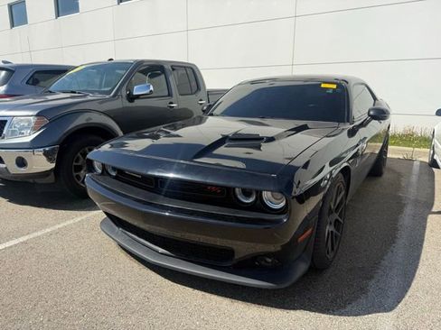 Used 2018 Dodge Challenger R/T Scat Pack image 3