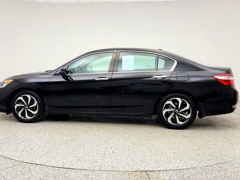 Used 2017 Honda Accord EX-L image 8