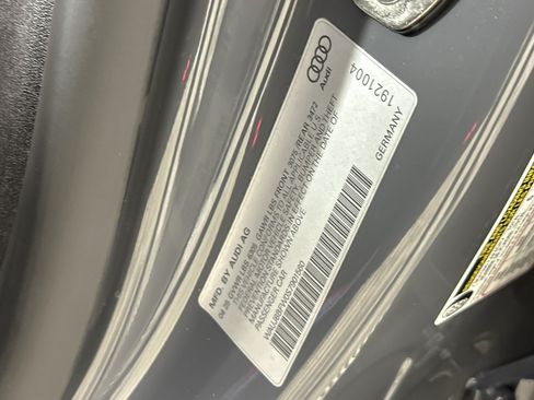 New 2025 Audi RS e-tron GT performance AWD/4WD image 23