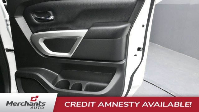 Used 2021 Nissan Titan SV AWD/4WD image 12