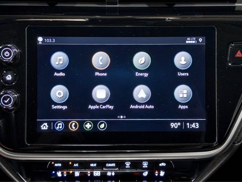 Used 2023 Chevrolet Bolt EUV LT w/ Convenience Package FWD image 10