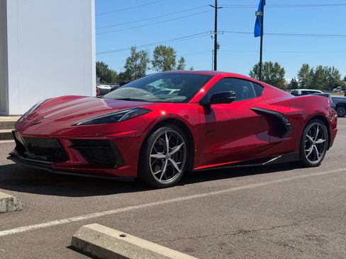 Used 2023 Chevrolet Corvette Stingray Preferred Cpe w/ Z51 Performance Package RWD image 1