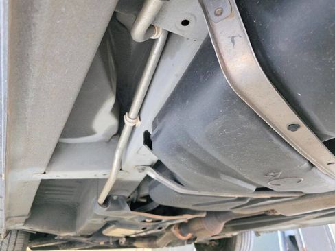 Used 2010 Toyota Sienna LE FWD image 34