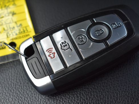Used 2022 Ford Edge SEL w/ Convenience Package AWD/4WD image 32