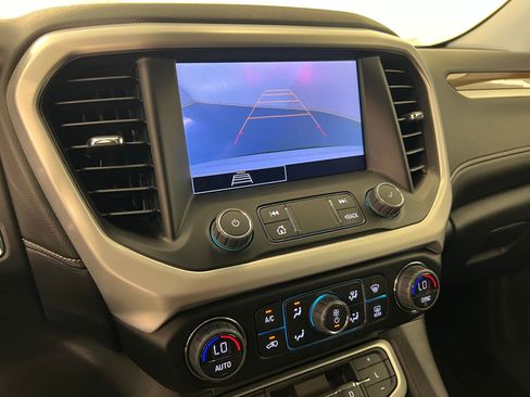 Used 2023 GMC Acadia SLE w/ Driver Convenience Package image 29