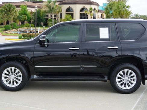 Used 2015 Lexus GX 460 w/ Premium Package image 6