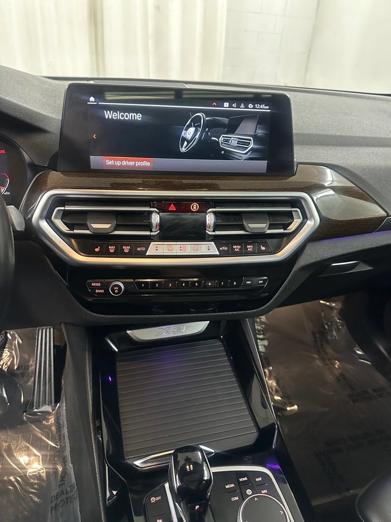 Used 2023 BMW X3 xDrive30i AWD/4WD image 17
