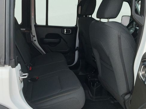 Certified 2025 Jeep Wrangler Unlimited Sport AWD/4WD image 12
