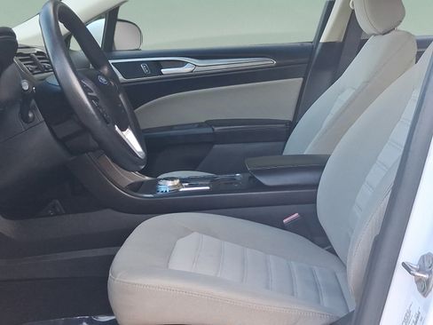 Used 2020 Ford Fusion S FWD image 10