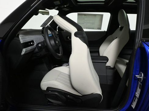 Used 2025 MINI Cooper S image 32