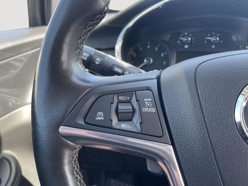 Used 2020 Buick Encore Essence AWD/4WD image 18