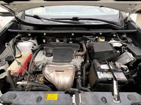 Used 2014 Toyota RAV4 XLE image 29