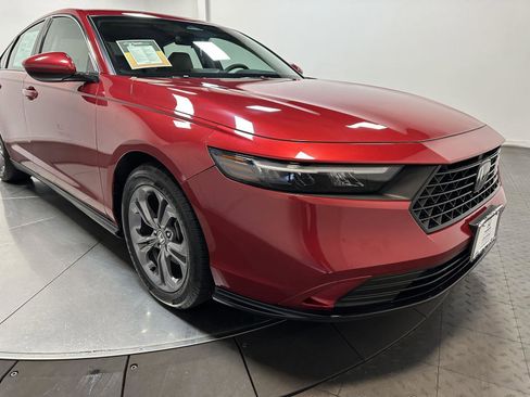 Certified 2023 Honda Accord EX image 3