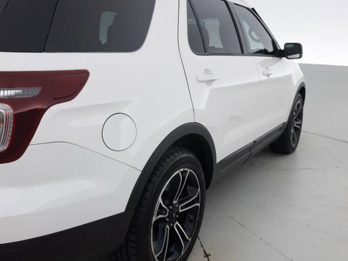 Used 2015 Ford Explorer Sport AWD/4WD image 14