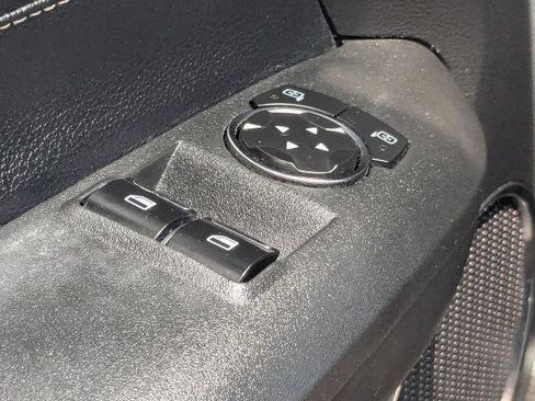 Used 2017 Ford Mustang Premium RWD image 21