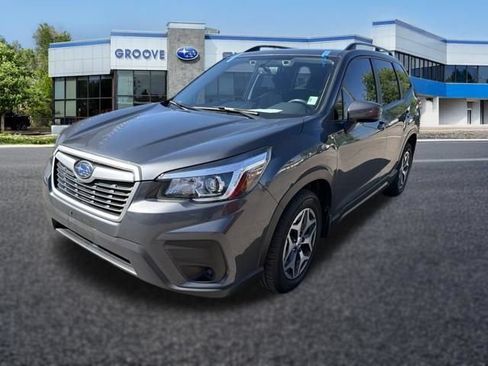 Used 2020 Subaru Forester Premium AWD/4WD image 1