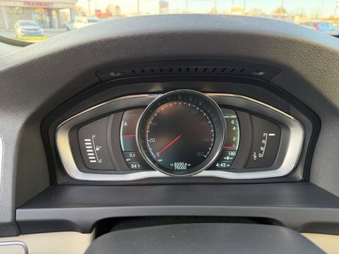 Used 2014 Volvo S60 T5 image 24