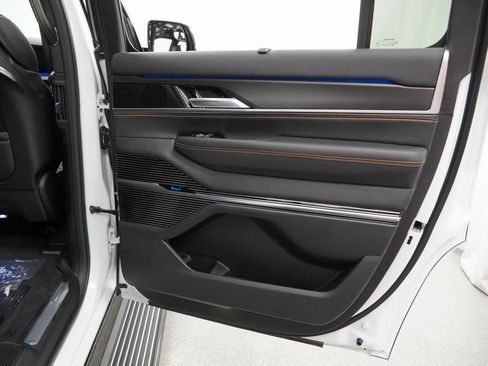 New 2025 Jeep Grand Wagoneer Series III w/ Rear Seat Video Group 1 image 38