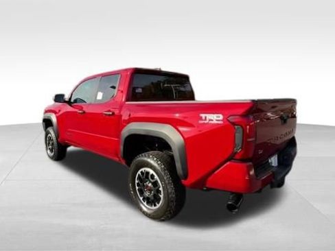 New 2025 Toyota Tacoma TRD Off-Road image 5
